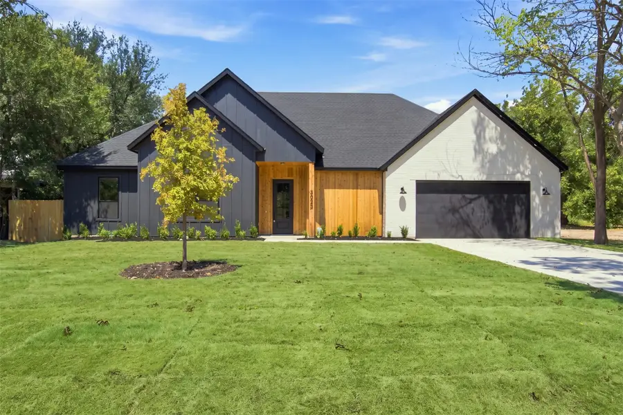 3023 Mallory Drive, Dallas, TX 75216 - #2