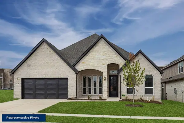 604 Ole Opry Drive, Burleson, TX 76028