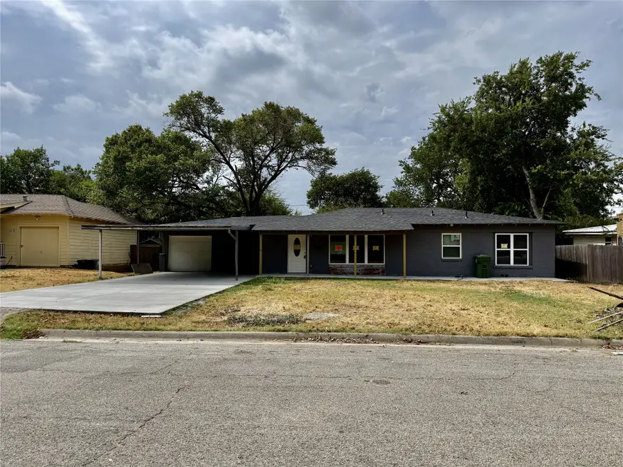 6614 Bridges Avenue, Richland Hills, TX 76118 - #2