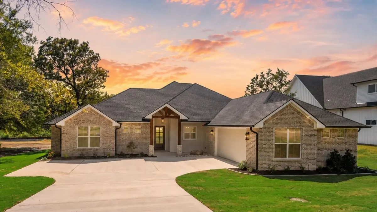 566 Clubhouse Drive, Corsicana, TX 75109 - #1
