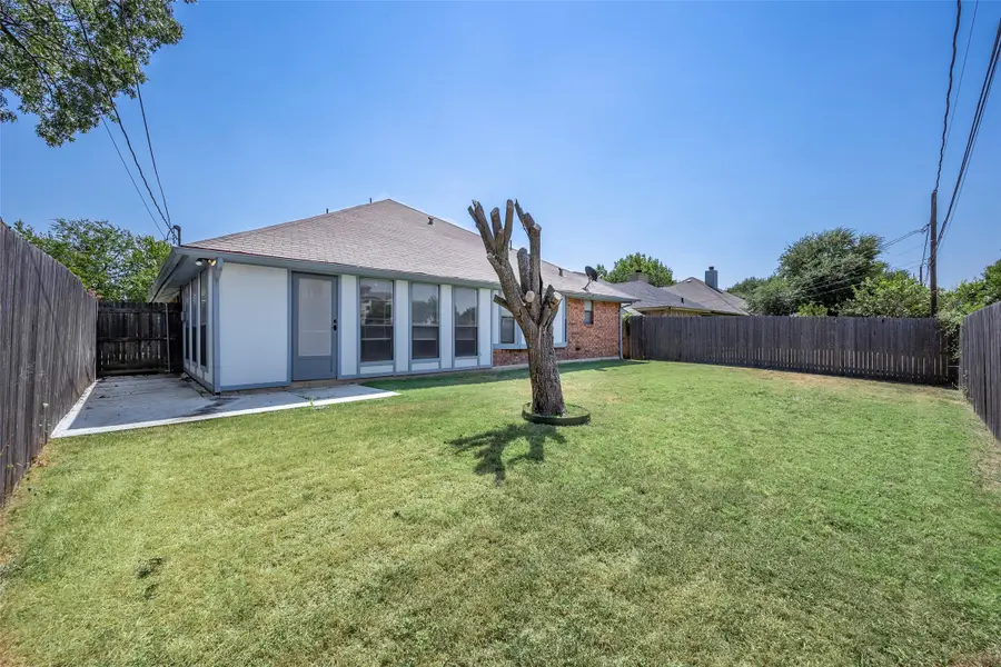 1925 Kings Canyon Circle, Fort Worth, TX 76134 - #2