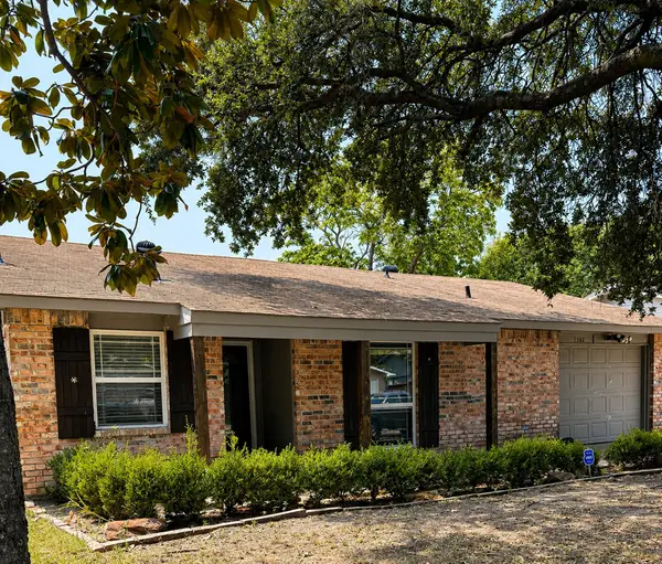 1502 Deepwood Drive, Garland, TX 75040