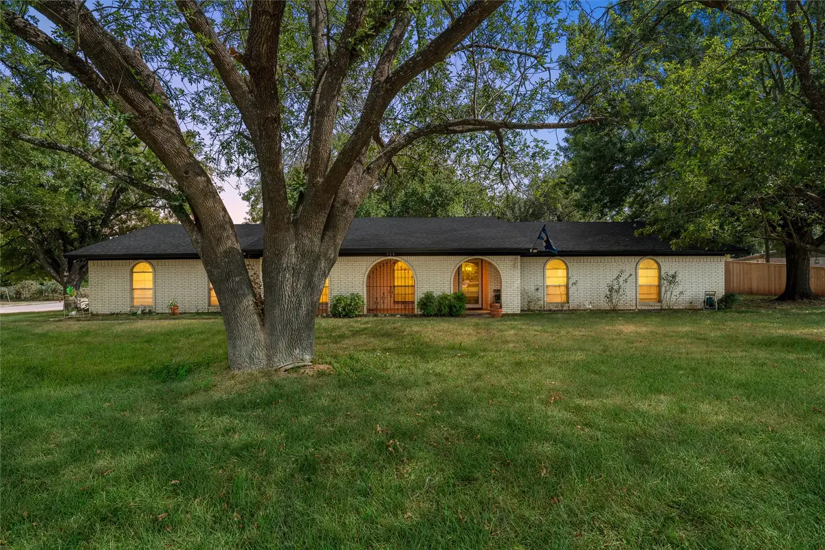739 N Old Robinson Road, Robinson, TX 76706 - #1