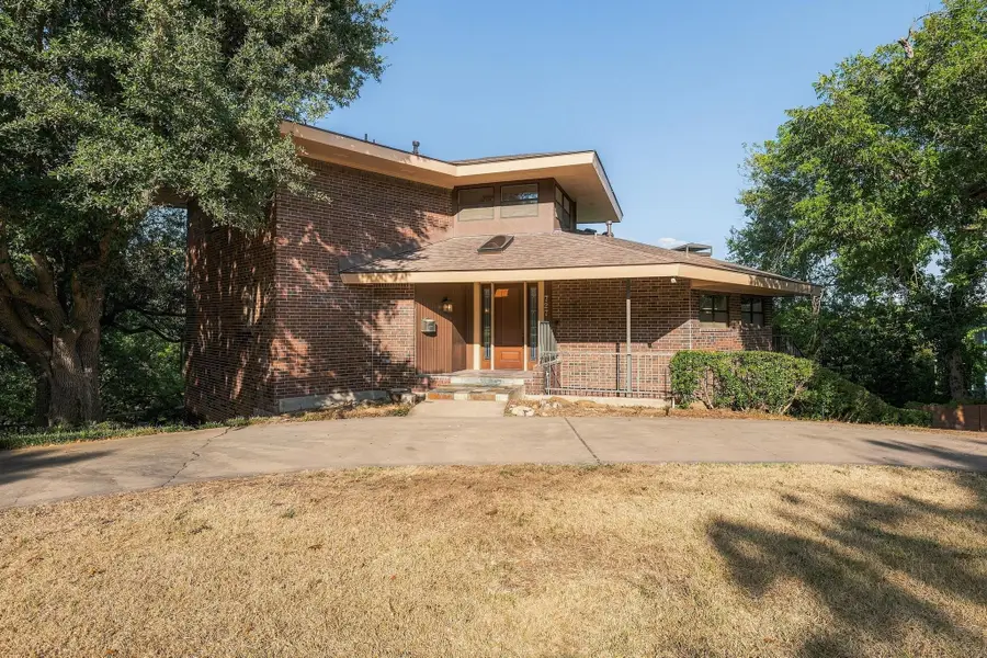 727 Westwood Drive, Sherman, TX 75092 - #2