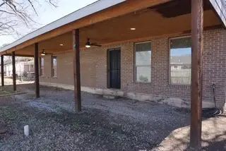 134 W Cober Drive, Grand Prairie, TX 75051 - #2