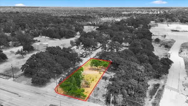 2000 Dowdy Ferry Road, Dallas, TX 75217