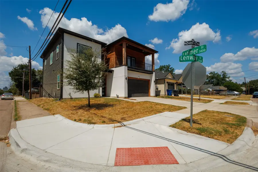 2501 Lenway Street, Dallas, TX 75215 - #2