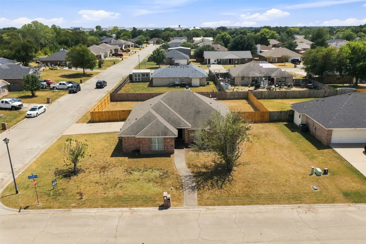 220 Knight Lane, Lacy Lakeview, TX 76705 - #1
