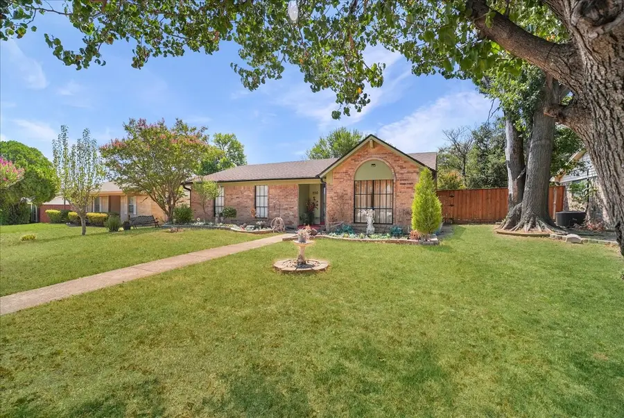 2710 Moonriver Lane, Farmers Branch, TX 75234 - #2