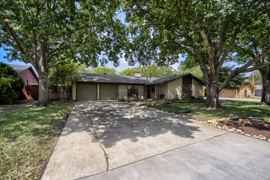 1300 Greenbriar Street, Denton, TX 76201 - #3