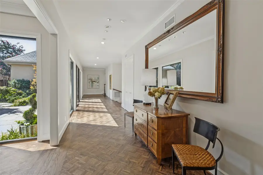 10 Saint Laurent Place, Dallas, TX 75225 - #2