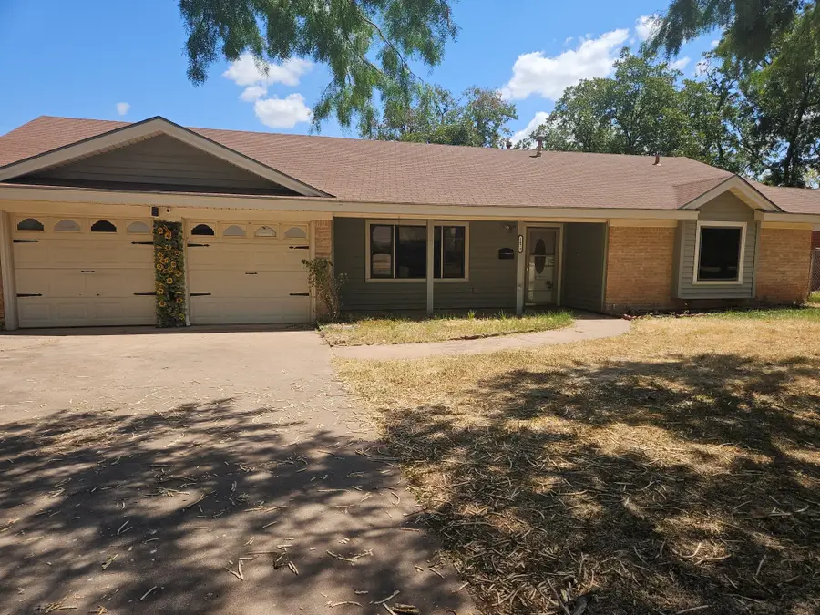 1473 Meadowbrook Drive, Abilene, TX 79603 - #2