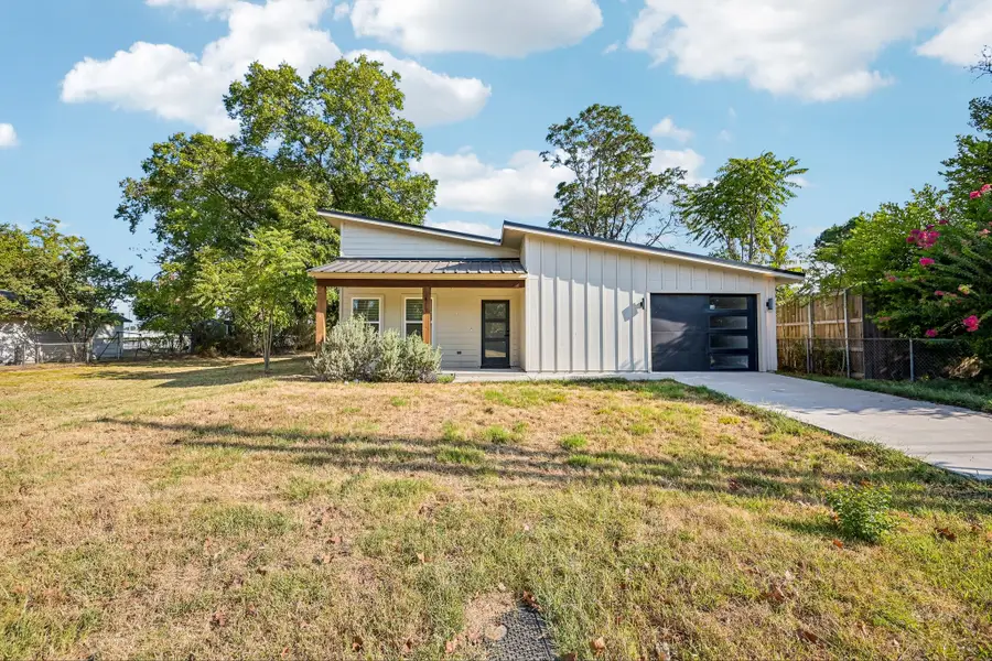 613 W Florence Street, Denison, TX 75020 - #3