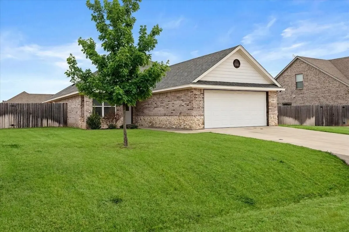 3331 Arrow Creek Drive, Granbury, TX 76049 - #1