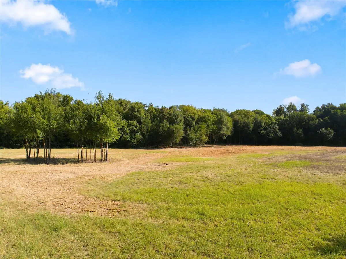 313 N Avenue Q, Clifton, TX 76634 - #1