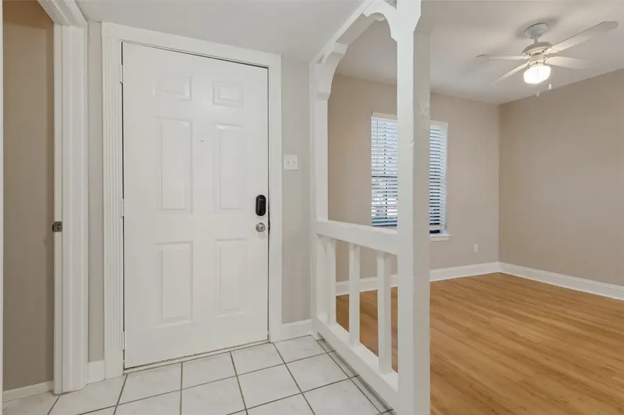 1991 Shorewood Drive, Grapevine, TX 76051 - #3