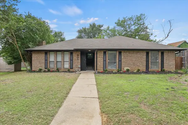 905 Timber Valley Circle, Flower Mound, TX 75028