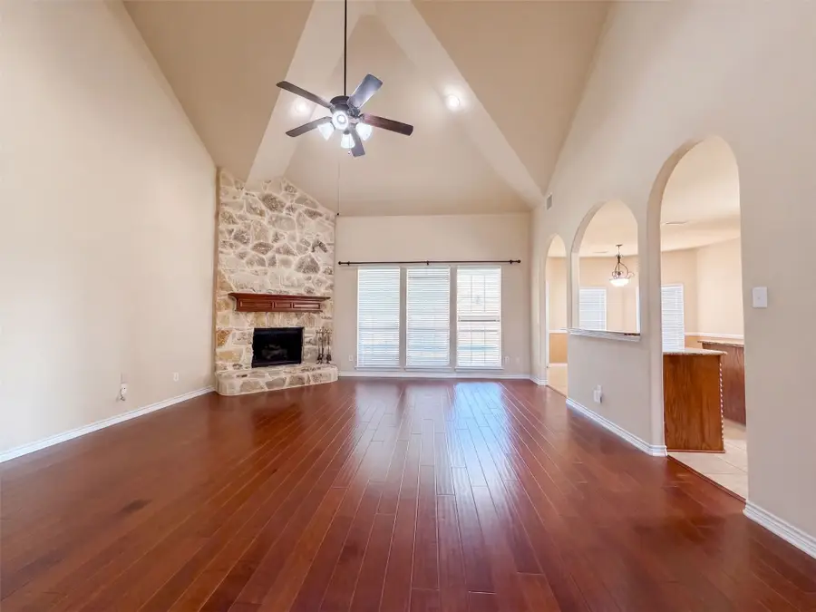 409 Lone Oak Court, Kennedale, TX 76060 - #3