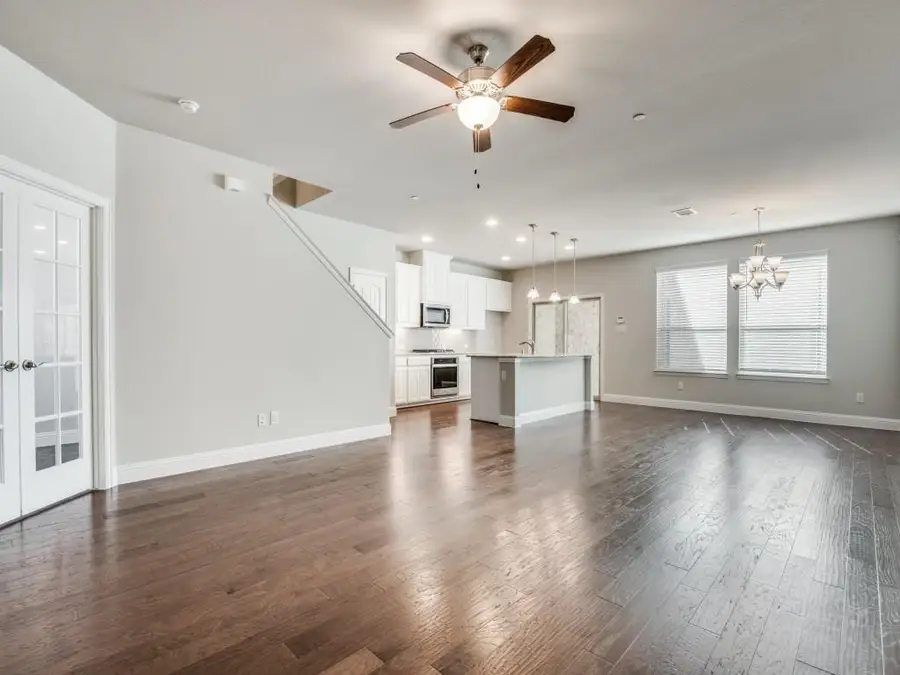 409 Carnaby Court, McKinney, TX 75072 - #2