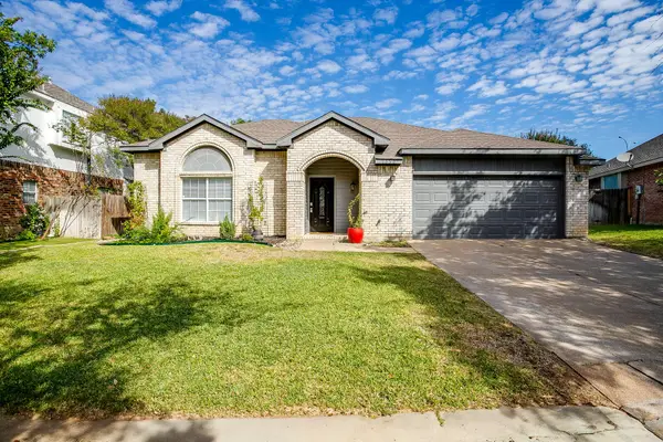 7550 Deerlodge Trail, Fort Worth, TX 76137