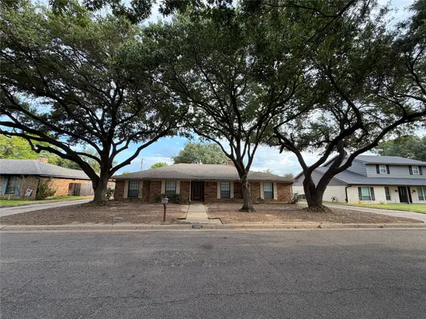 4405 Kingswick Drive, Arlington, TX 76016