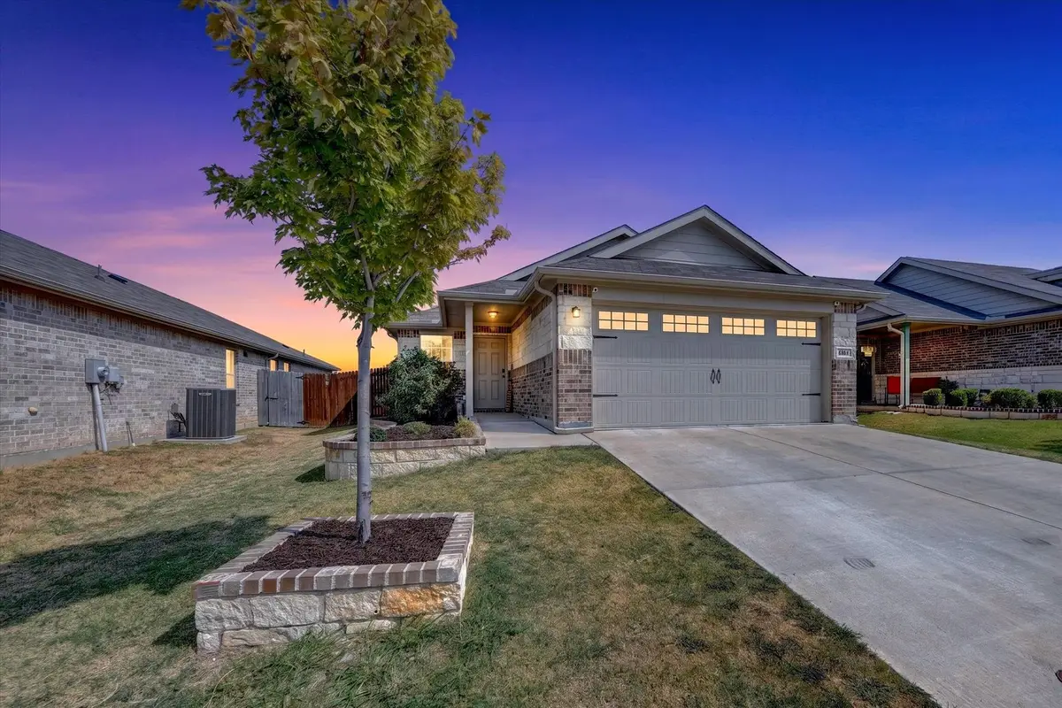 6816 Turtle Stream Drive, Fort Worth, TX 76179 - #1