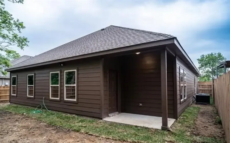 3229 Thannisch Avenue, Fort Worth, TX 76105 - #3
