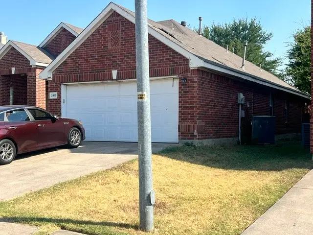 2415 Rio Grande Drive, Grand Prairie, TX 75052 - #2