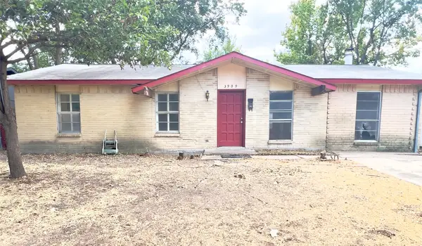 3909 Cambridge Drive, Garland, TX 75043