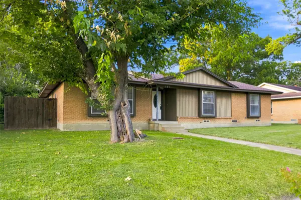111 W Kenwood Drive, Garland, TX 75041