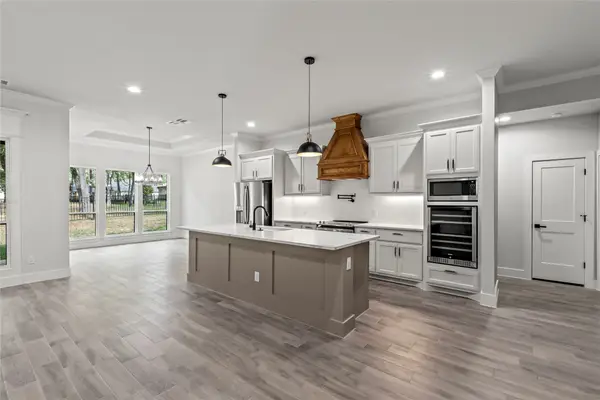 128 Saint Andrews Drive E, Mabank, TX 75156