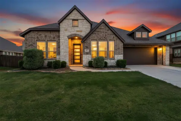 1007 Creekhaven Lane, Mansfield, TX 76063