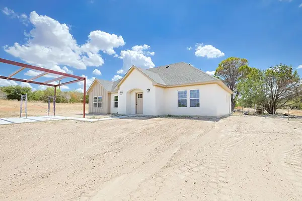 367 Lake Country Drive, Granbury, TX 76049