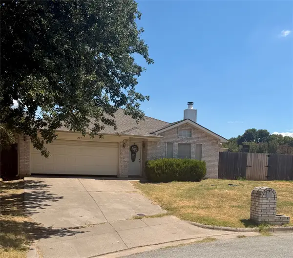 202 Lancelot Drive, Weatherford, TX 76086