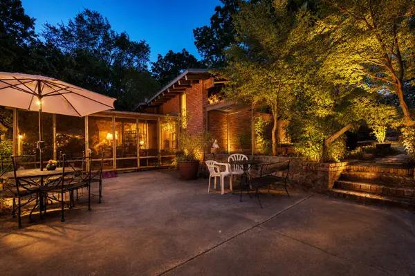 1101 Owenwood Drive, Irving, TX 75061