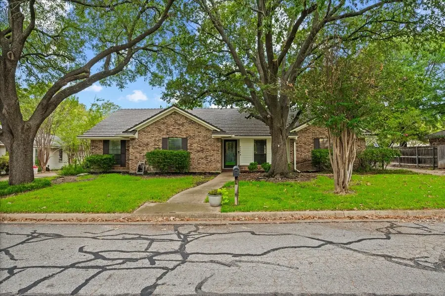 4604 Clay Court Lane, Arlington, TX 76017 - #2