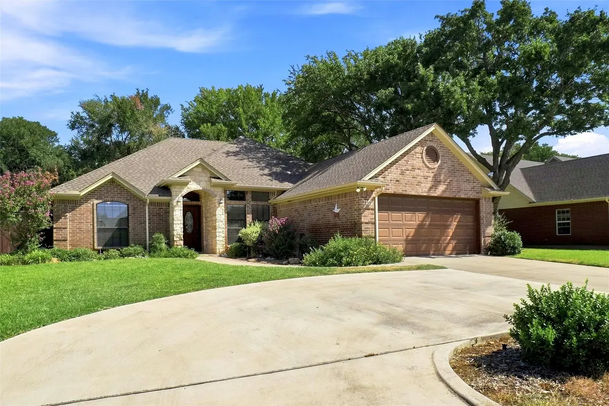 2105 Fair Oaks Drive, Bridgeport, TX 76426 - #1