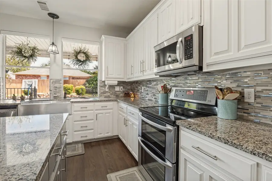 3039 Stallion Crossing, Irving, TX 75060 - #2