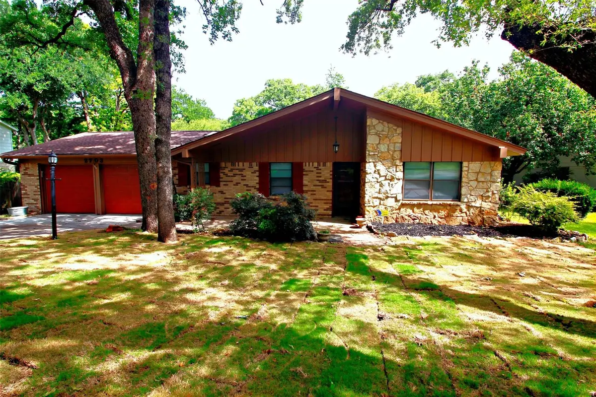2703 Oak Cliff Lane, Arlington, TX 76012 - #1