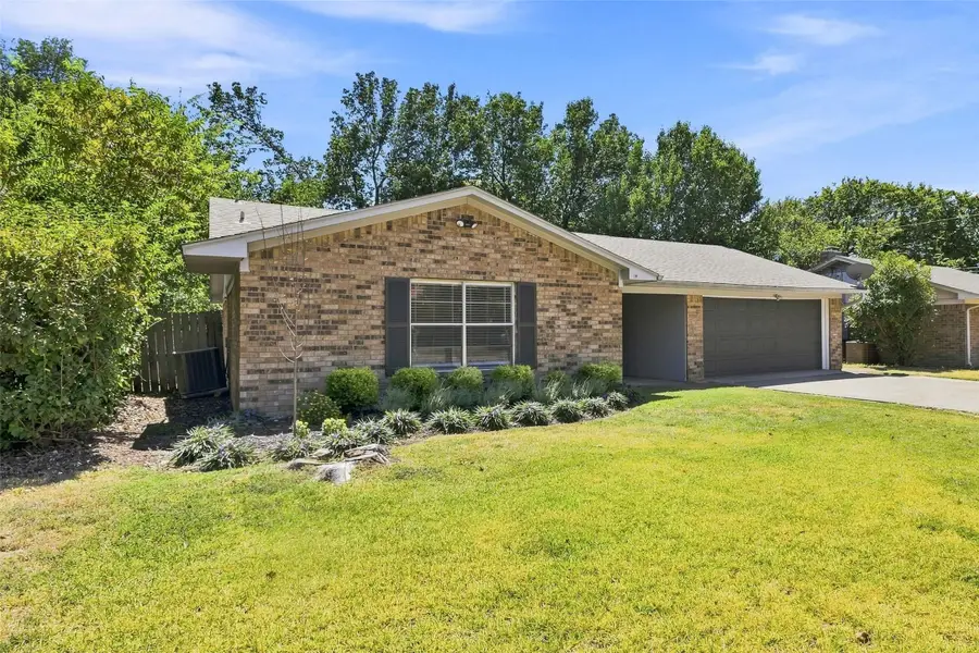 213 San Jacinto Street, Waxahachie, TX 75165 - #2