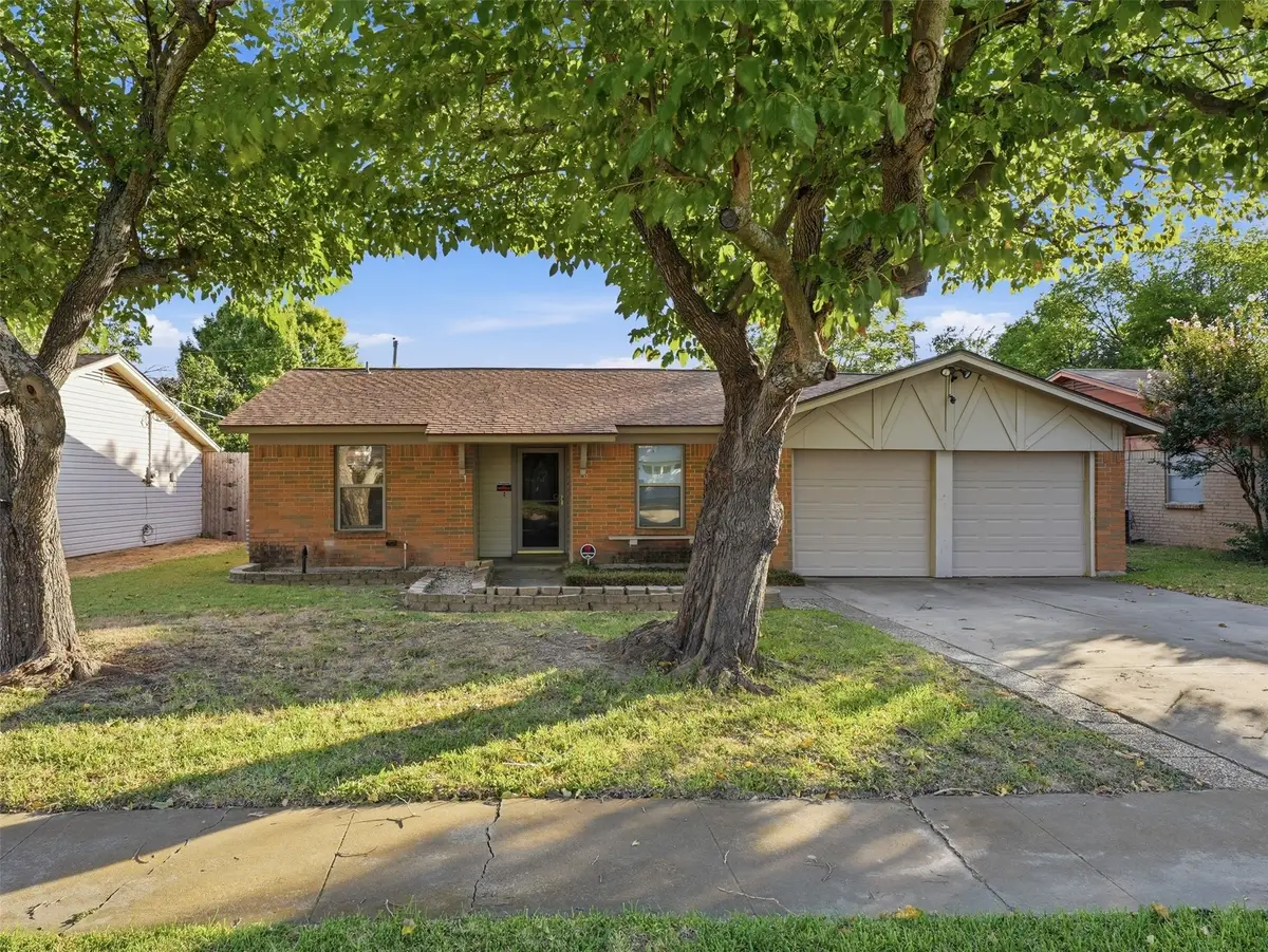 7228 Oldham Place, North Richland Hills, TX 76182 - #1