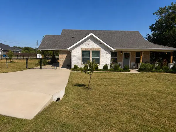 5546 Mesa Loop, Granbury, TX 76048