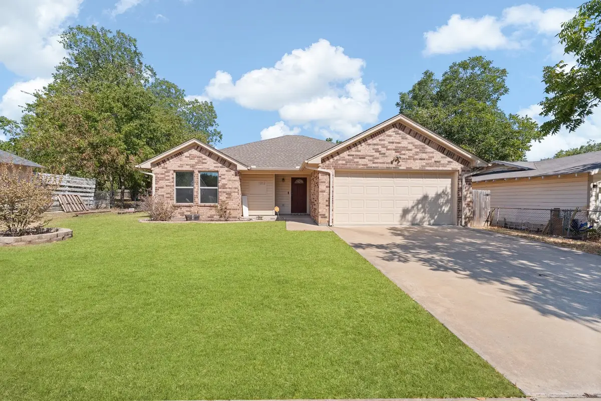 1212 Bales Street, Cleburne, TX 76033 - #1