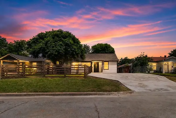 3939 E 4th Street, Fort Worth, TX 76111