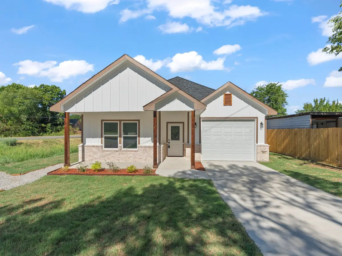 101 N Oak Street, Ector, TX 75439 - #1