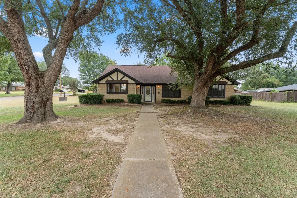 401 Southgate Drive, Mount Pleasant, TX 75455 - #1