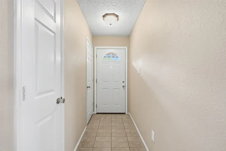 214 Merlin Drive, Weatherford, TX 76086 - #2
