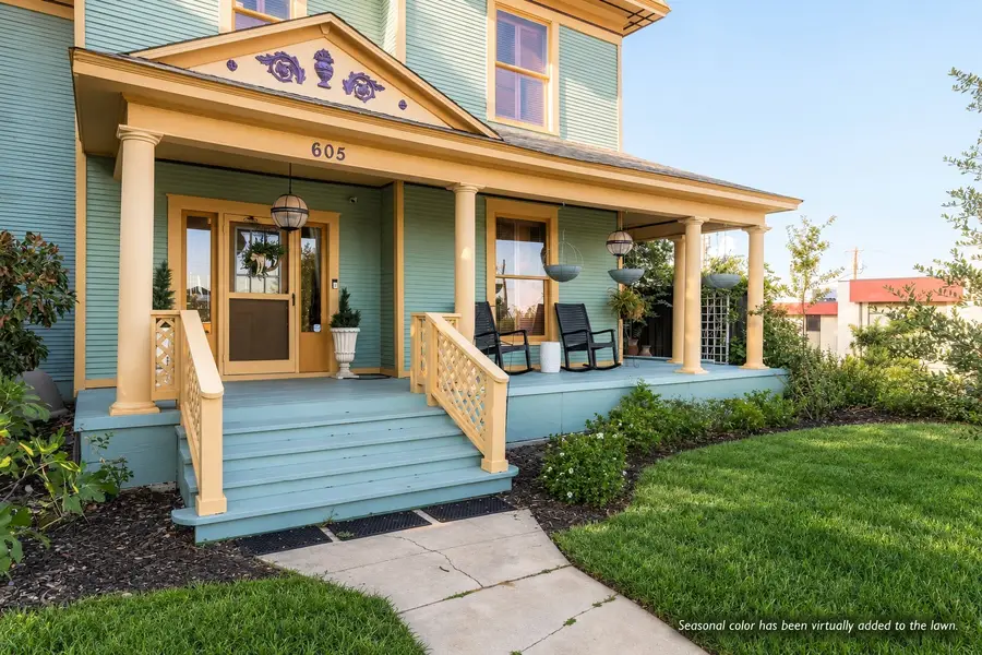 605 W Chestnut Street, Denison, TX 75020 - #3
