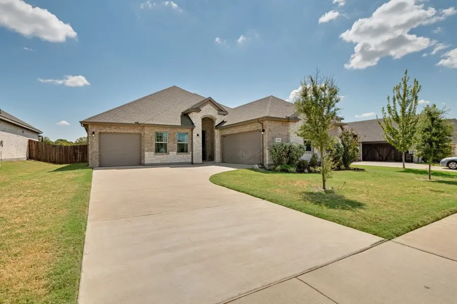 1006 Summer Grove Drive, Midlothian, TX 76065 - #2