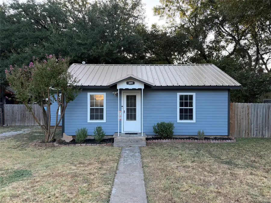 309 S Main Street, Rising Star, TX 76471 - #2